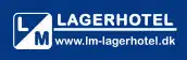 Logo for lagerhotel med hvidt "l" og "m" i en firkant ved siden af teksten "lagerhotel" og hjemmeside "www.lm-lagerhotel.dk" på blå baggrund.