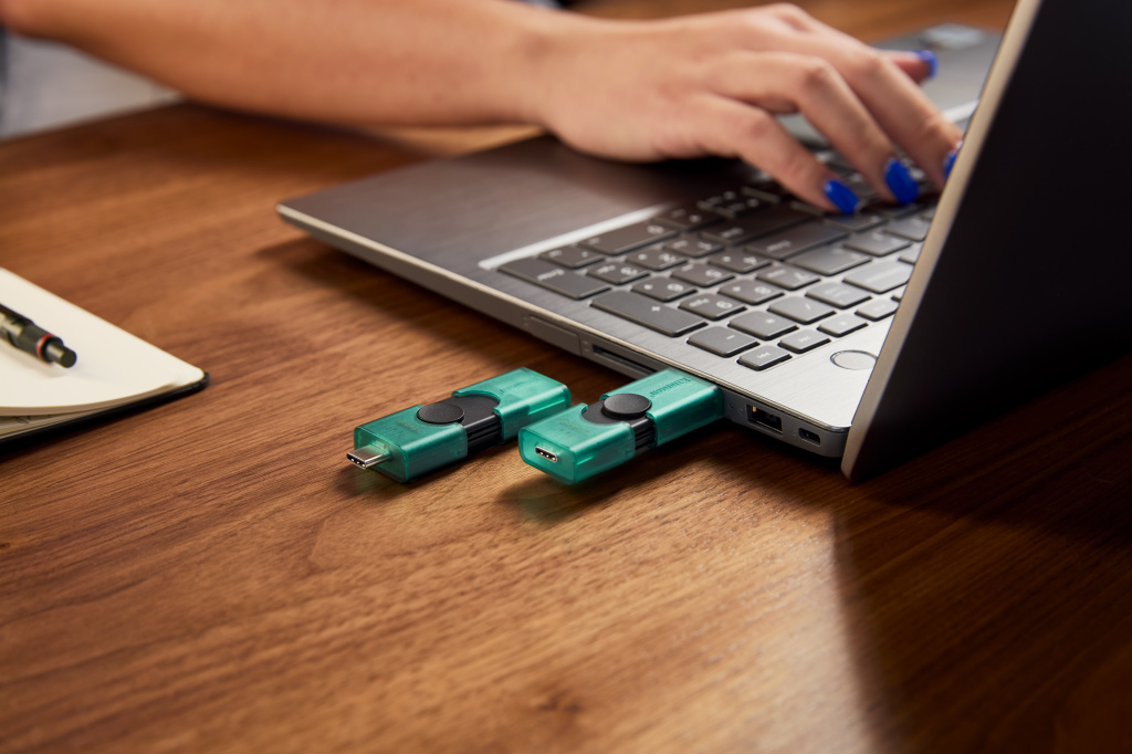 Kingston Technology DataTraveler 128 GB USB-A + USB-C 3.2 Gen 1 DuoG2 10 Kingston Technology DataTraveler 128 GB USB-A + USB-C 3.2 Gen 1 DuoG2 - Billede 10